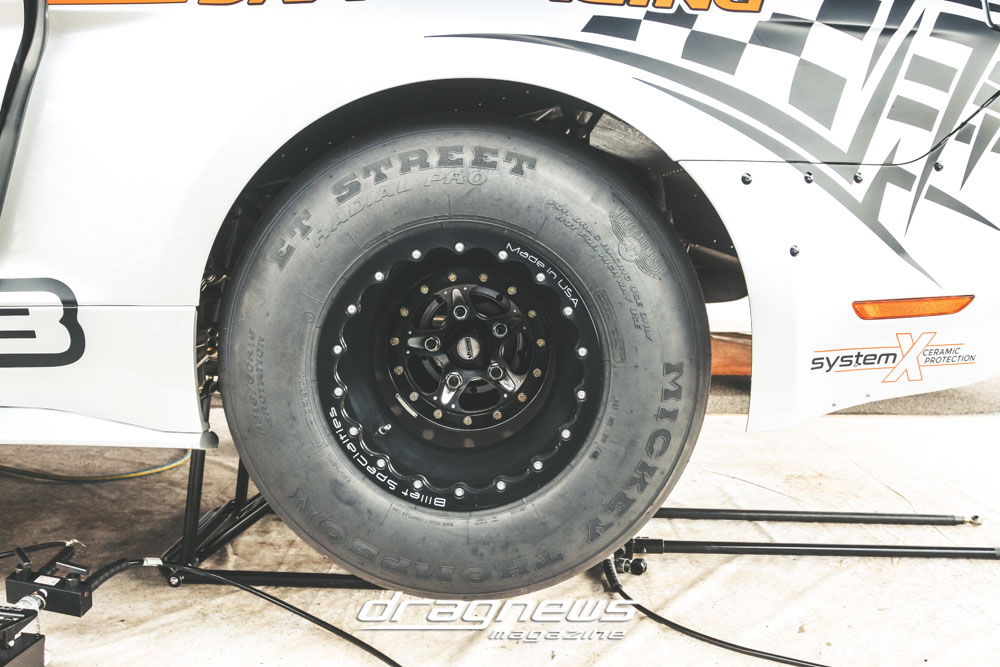 Drag radial tire 