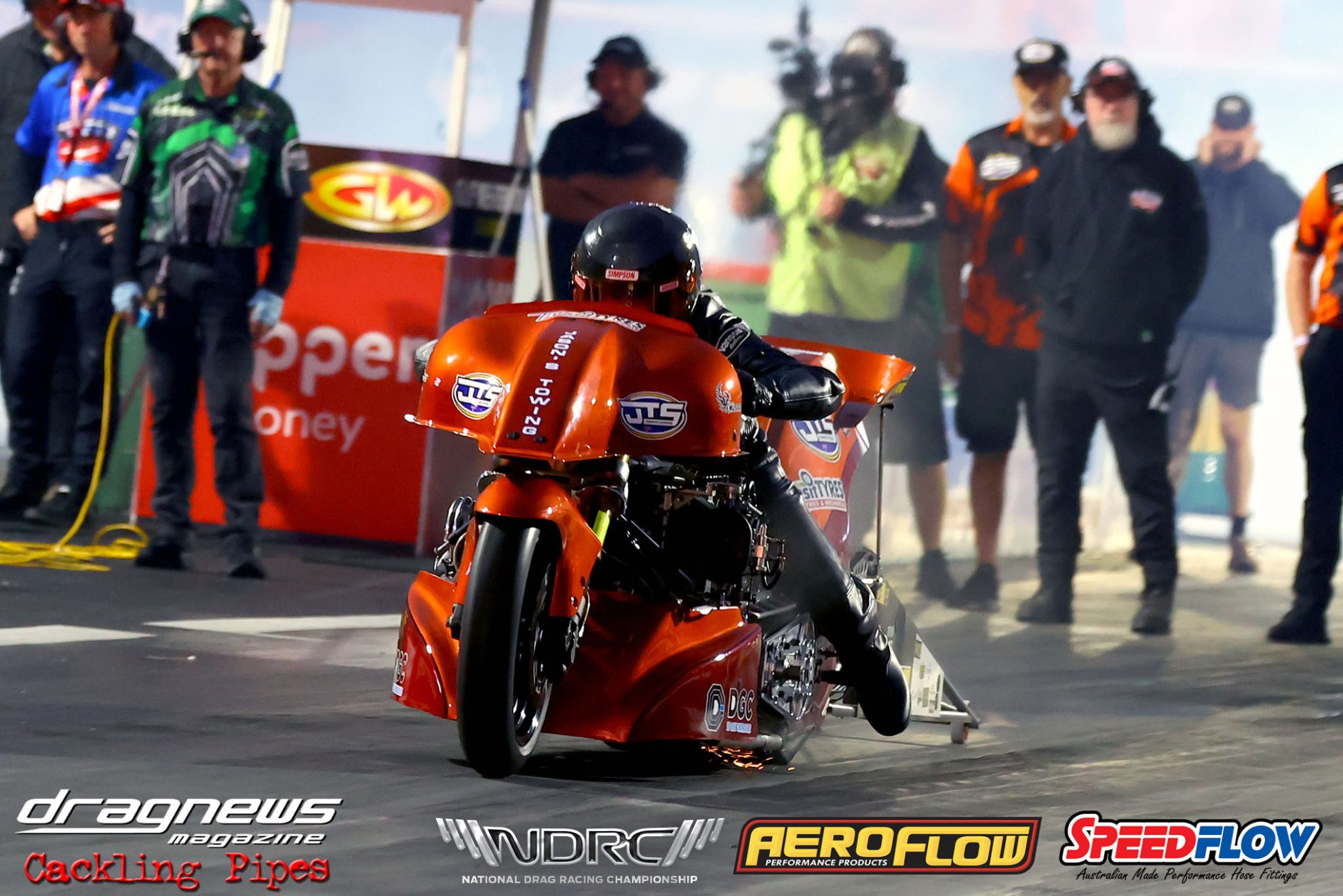 AUSSIE DRAG RACING’S SHOW OF THE YEAR IN FULL FLIGHT AT WILLOWBANK ...